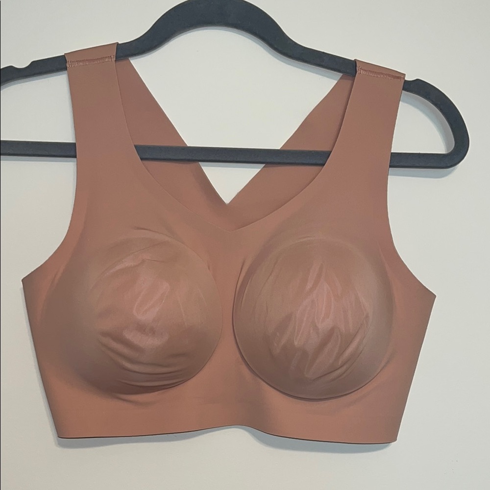 Evelyn + Bobbie Peach Defy Bra